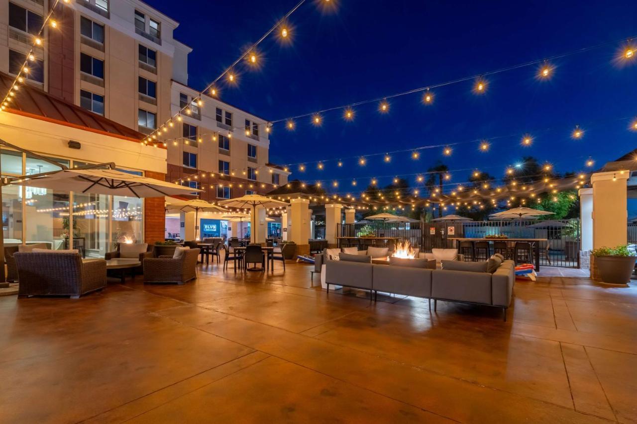 Hilton Garden Inn Scottsdale Old Town Extérieur photo