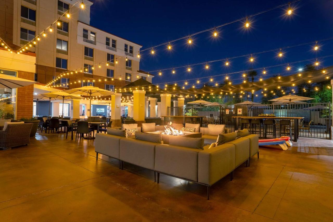 Hilton Garden Inn Scottsdale Old Town Extérieur photo