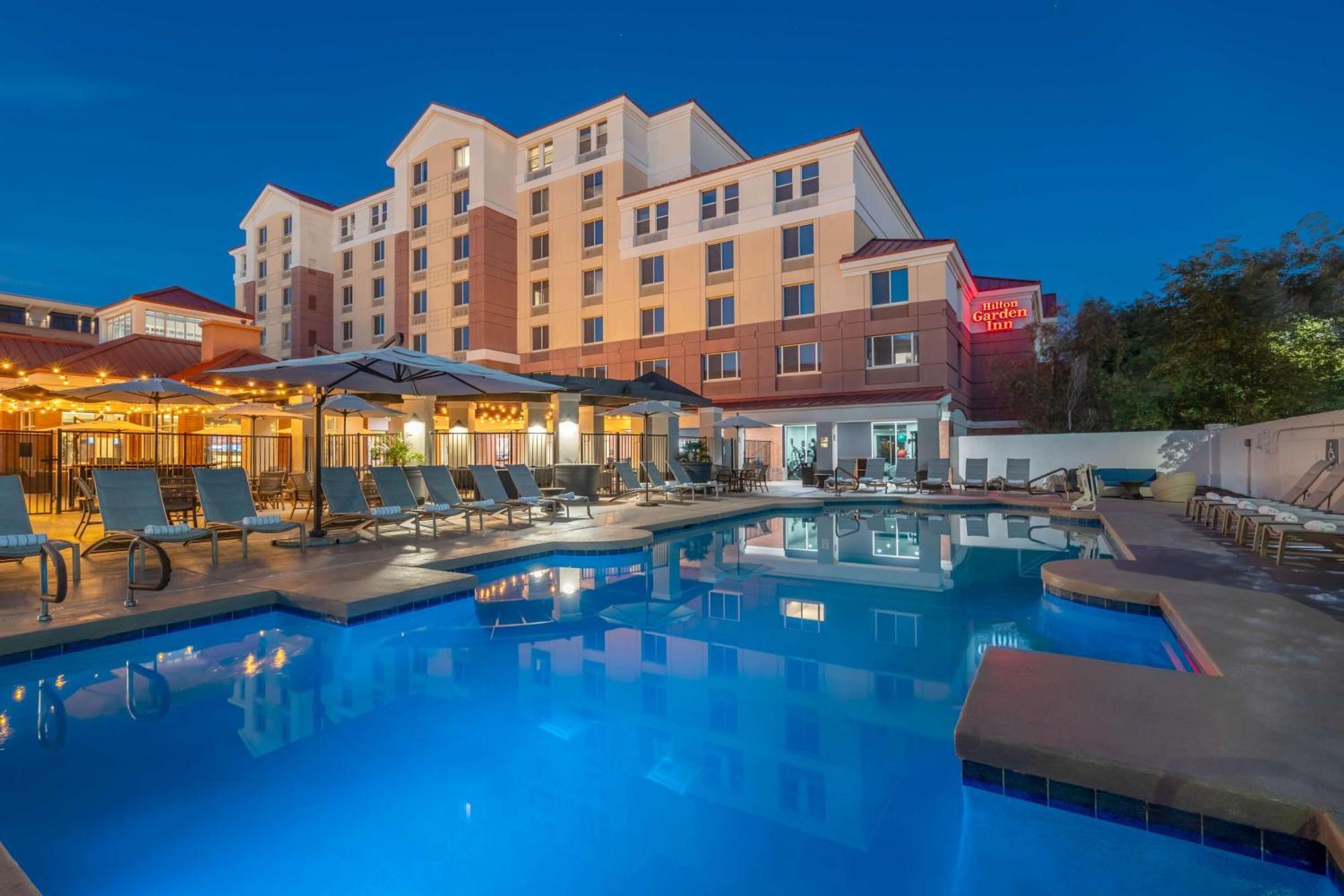 Hilton Garden Inn Scottsdale Old Town Extérieur photo
